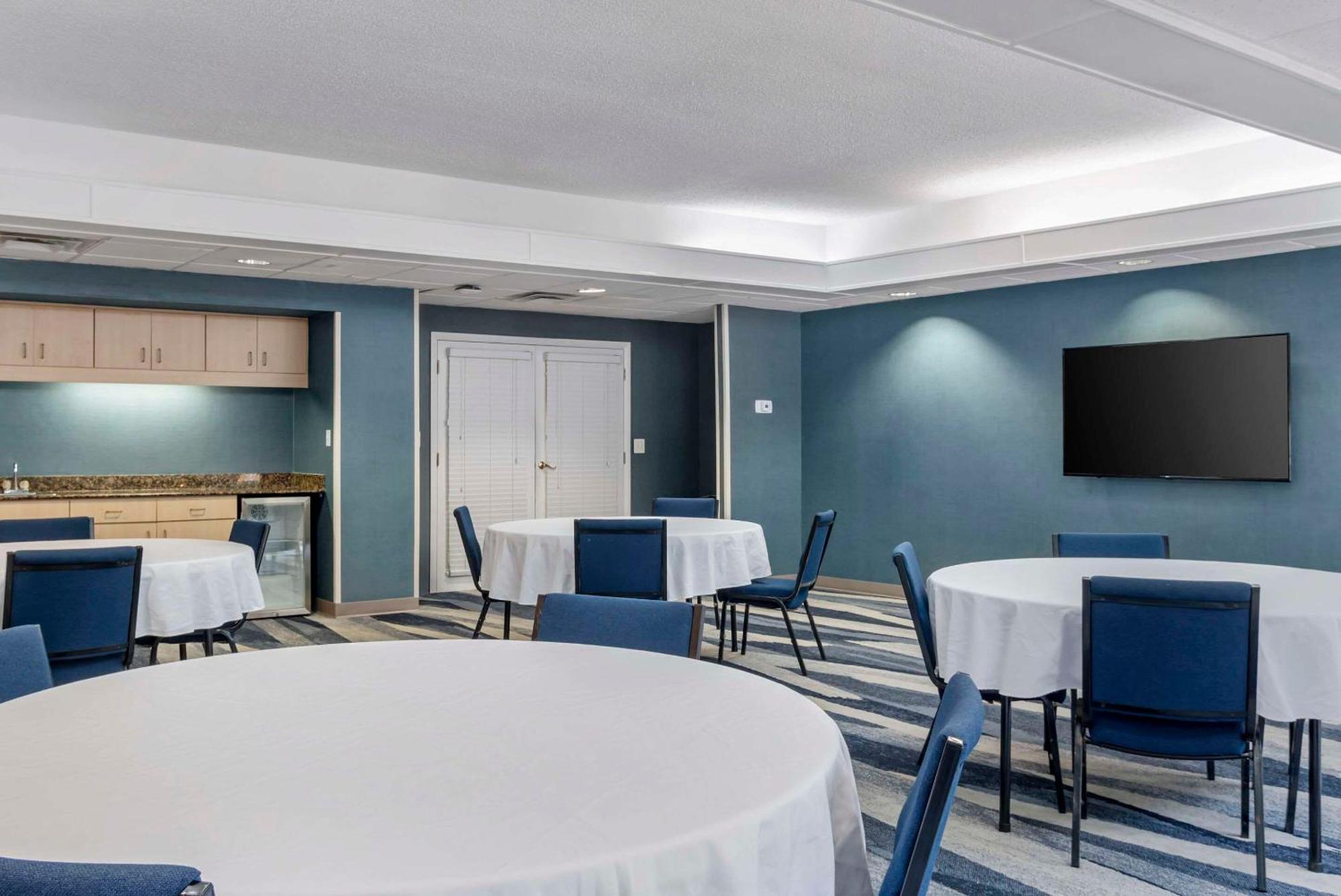 Comfort Suites Gastonia - Charlotte Екстериор снимка