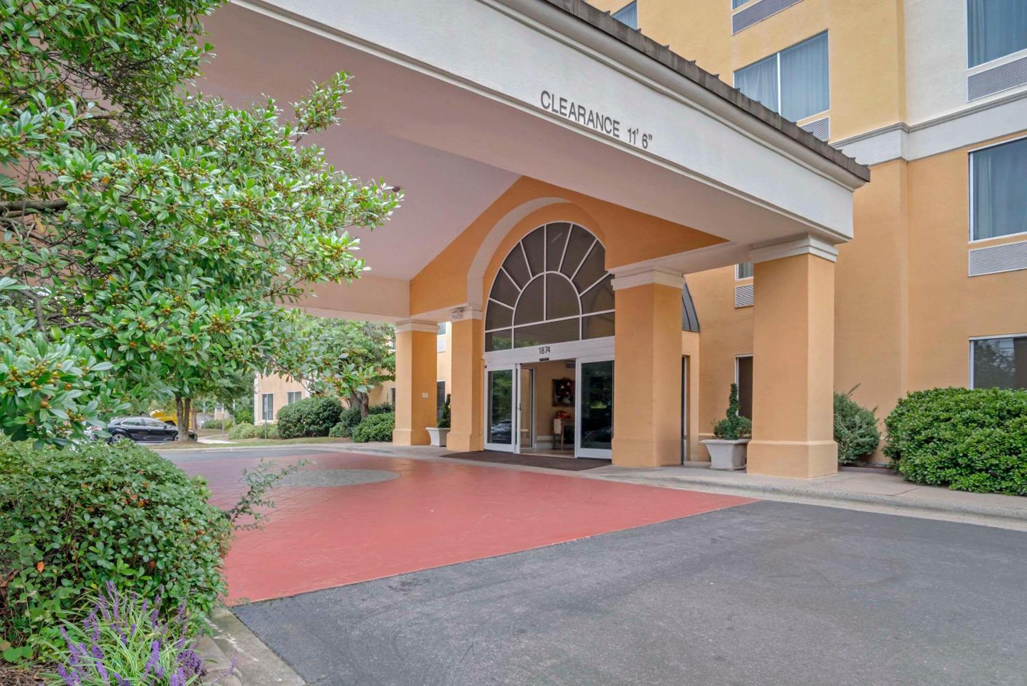 Comfort Suites Gastonia - Charlotte Екстериор снимка